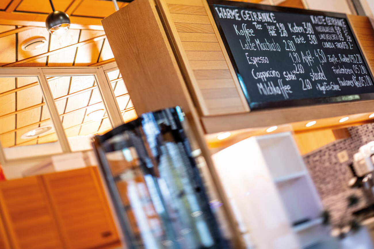 Café im Bürgerheim Villingen-Schwenningen – einladender Raum für gesellige Momente und Kaffeepausen